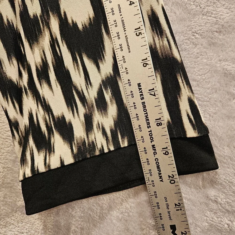 Chico's Size 3 Tunic Womens 16 Black White  Animal Print Stretchy Flowy Career - Picture 6 of 11